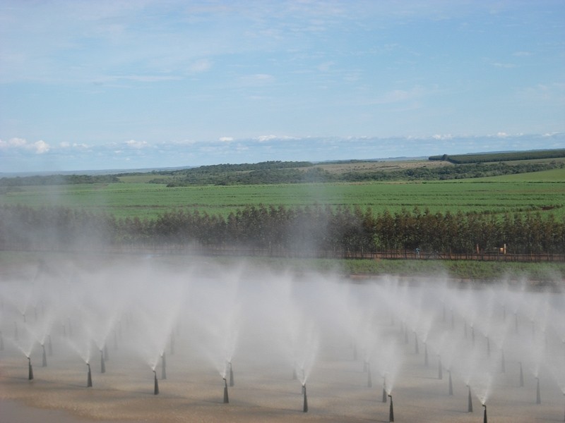 Spray Pond Submerso em Polipropileno - Grupo Tonon Bioenergia unidade Vista Alegre MS